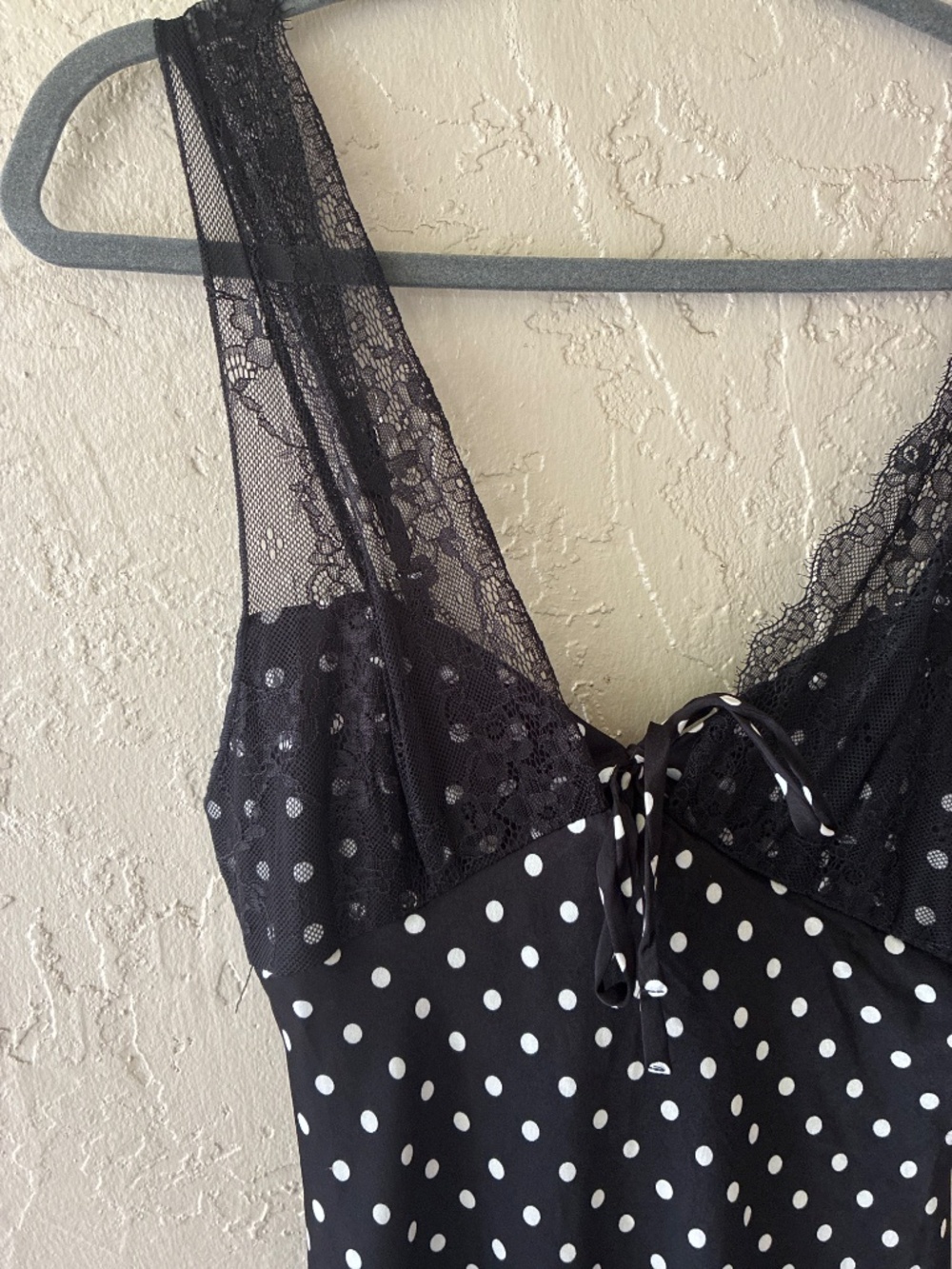 POLKA DOT LACE MAXI DRESS - Picture 3 of 3